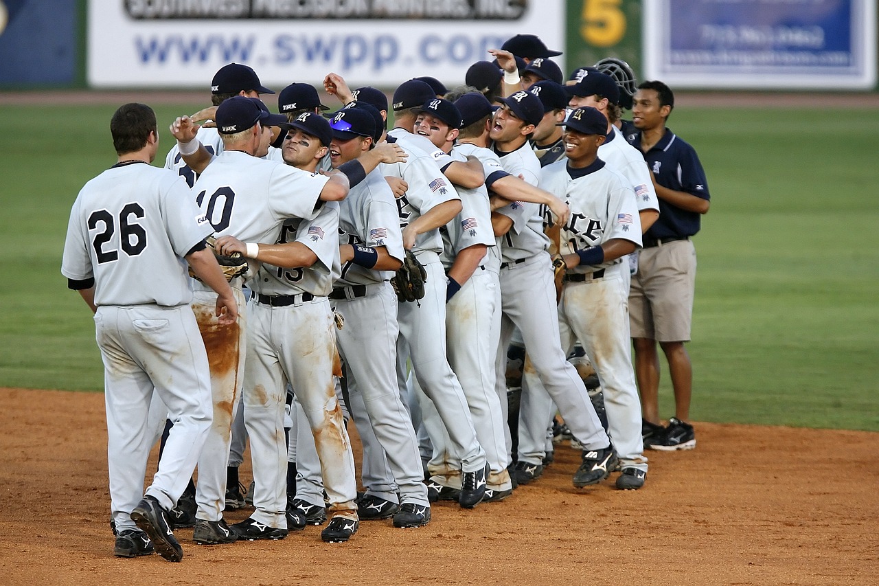 国足主场2-1险胜印尼，创18强赛首胜——深度剖析比赛背后的故事与意义